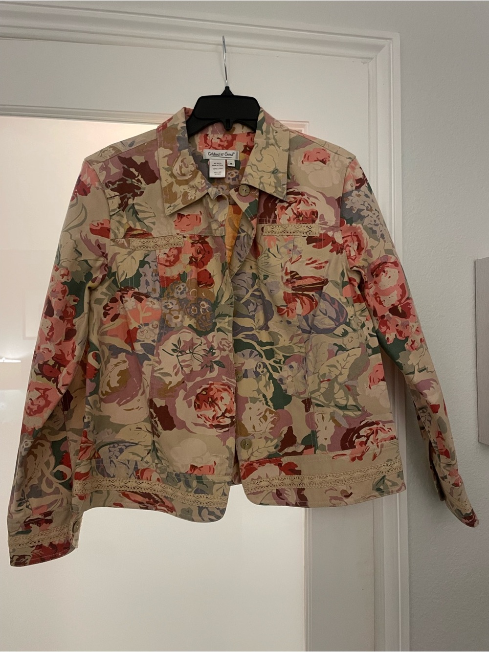 Coldwater Creek Floral Denim Jacket Size M Crochet Detail Boho Cottagecore EUC